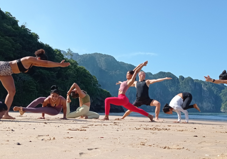 beach-yoga-1