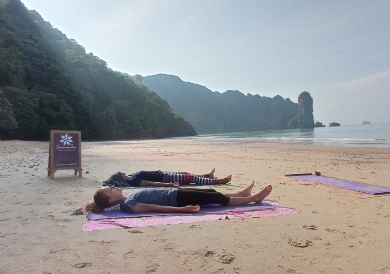 Beach & Seaview Yoga
