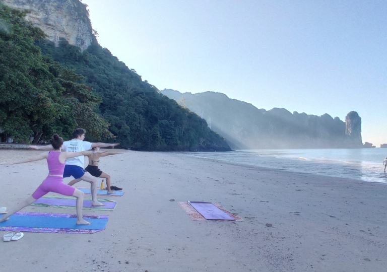 beach-yoga-5